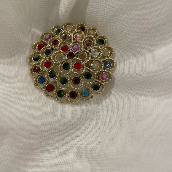 Three colorful brooches - Picture 2 of 6